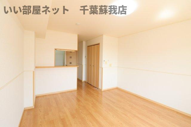 サニーブリーゼの洋室|明るい洋室です