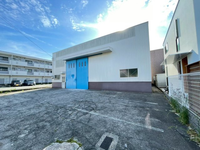 青山５丁目倉庫の外観