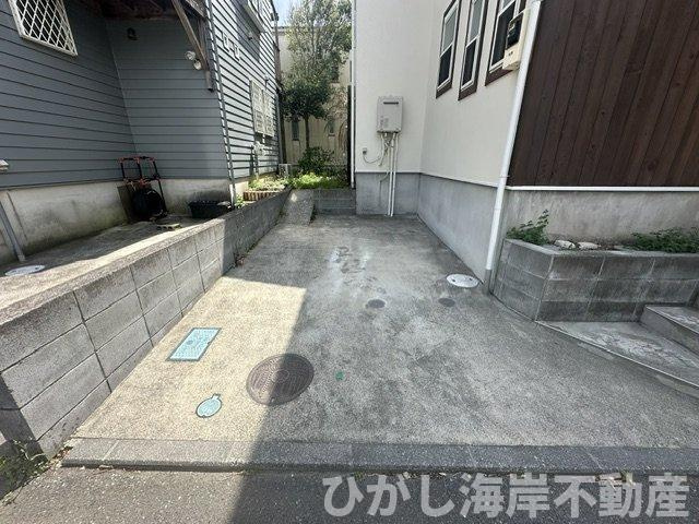 藤沢市鵠沼海岸5丁目　中古戸建の駐車場|駐車スペース