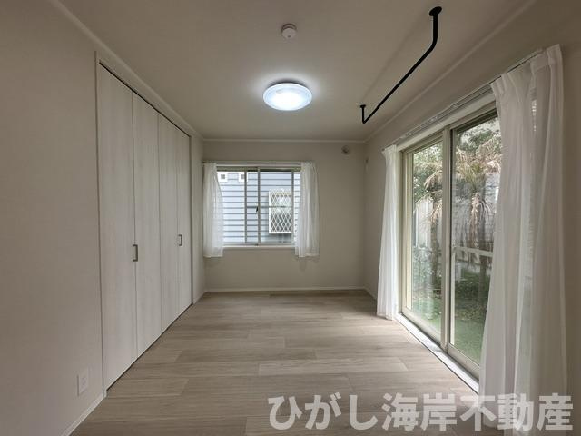 藤沢市鵠沼海岸5丁目　中古戸建の寝室|新規リフォーム完了！　5.2帖　洋室