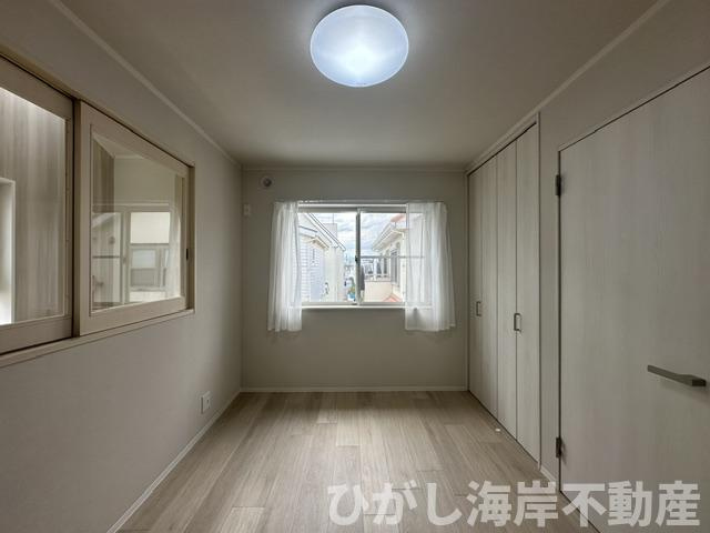 藤沢市鵠沼海岸5丁目　中古戸建の子供部屋|新規リフォーム完了！　5.6帖　洋室