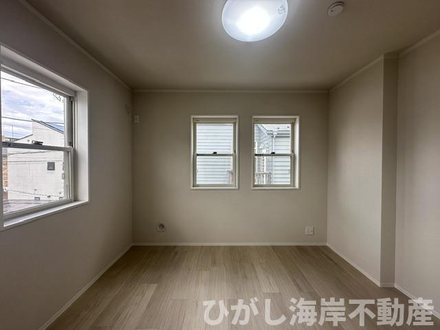 藤沢市鵠沼海岸5丁目　中古戸建の内装|新規リフォーム完了！　5.8帖　洋室