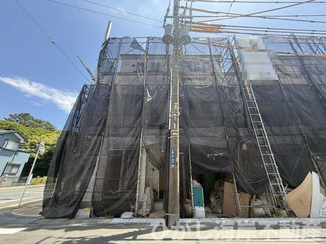 平塚市夕陽ヶ丘　新築戸建　全２棟の外観|5月11日撮影　建築中　現地外観