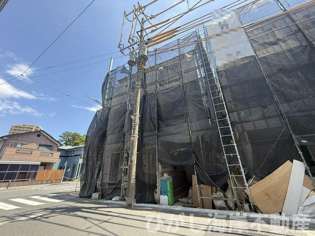 平塚市夕陽ヶ丘　新築戸建　全２棟の外観|5月11日撮影　建築中　現地外観