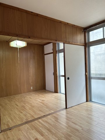 【居間・リビング】