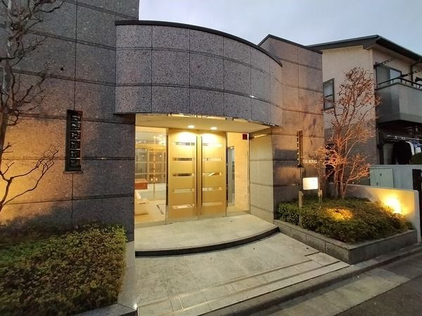 ザ・ロイヤルⅡのエントランス