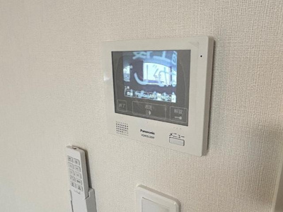 【内装】 | カンパニュール | カメラ付インターホン