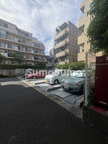レジディア用賀の駐車場|駐車場があります