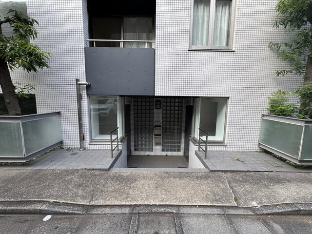 ＥＮ下目黒のエントランス