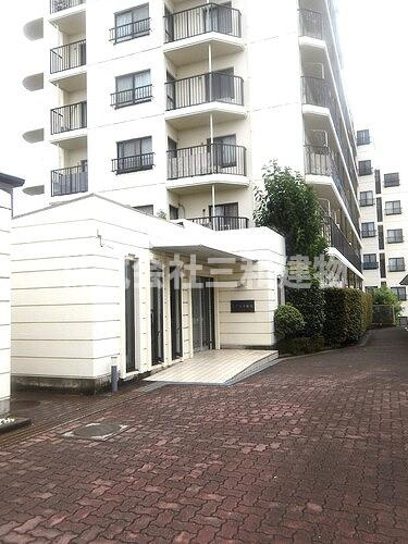 モアコート和光のエントランス|エントランス　※前回募集時2025年9月の写真