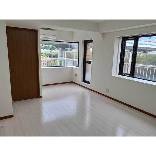 ジェントリービル高島平の居間・リビング