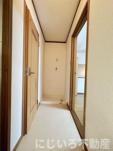 クレストールAnanの玄関