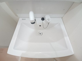 朝の身支度には欠かせない独立洗面化粧台