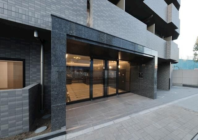 ルーブル練馬伍番館のエントランス