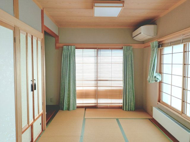 新潟市江南区亀田水道町4丁目の和室
