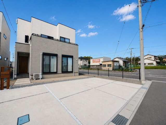 八街市　令和6年築戸建　太陽光発電システム付