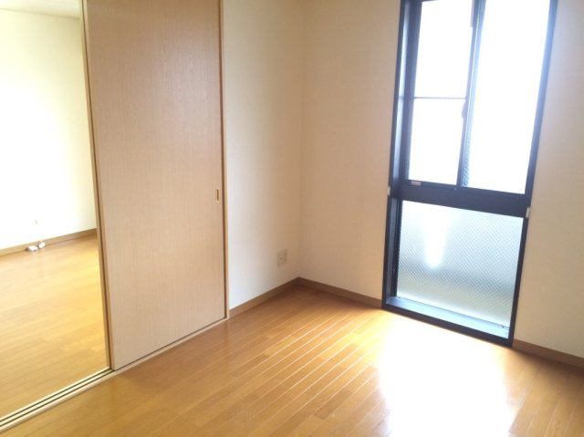 こちらのリビングで趣味の時間をお楽しみください