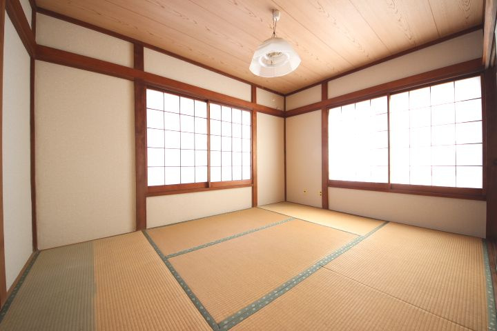 落ち着いた雰囲気の和室付きです