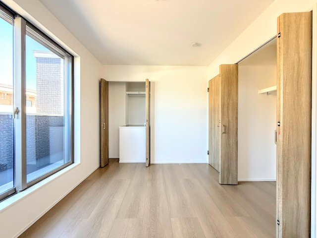 南区六ッ川4丁目　新築戸建て　第3の収納|◆暮らし心地を大きく左右する収納を、適材適所に配置し使い勝手を考慮しました。空間を余すところなく有効利用した収納は生活空間をより上質なものにしてくれるでしょう。
