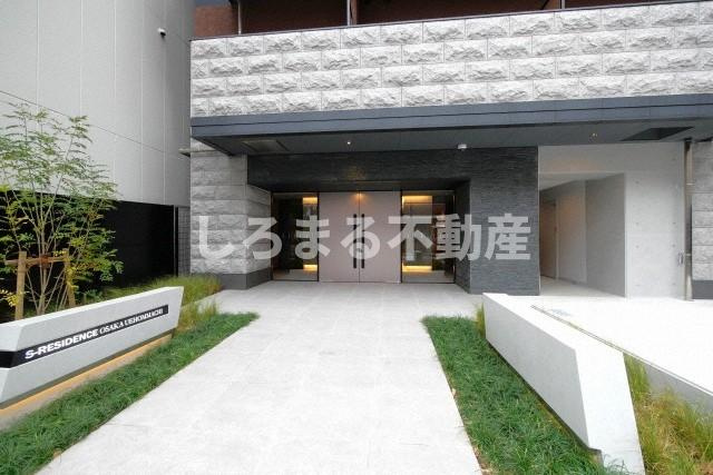 S-RESIDENCE大阪上本町のエントランス