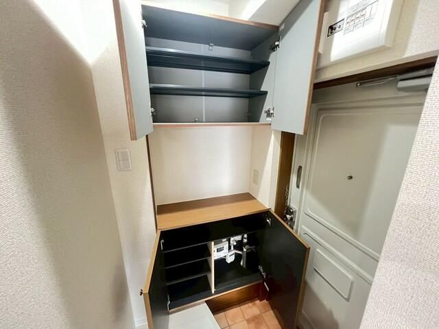 貸マンション 渋谷区恵比寿南１丁目の玄関
