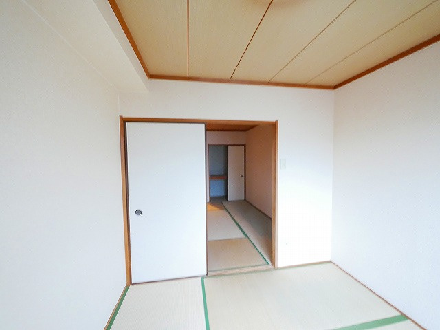 グリーンフィールド平城山の和室