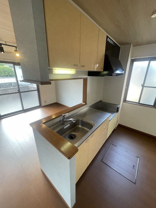 熊本市西区上代８丁目のアパートのキッチン