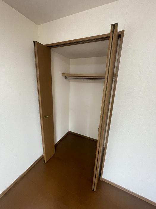 熊本市西区上代８丁目のアパートの収納