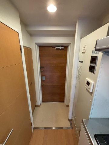 アドバンス三宮Ⅲリンクスの玄関