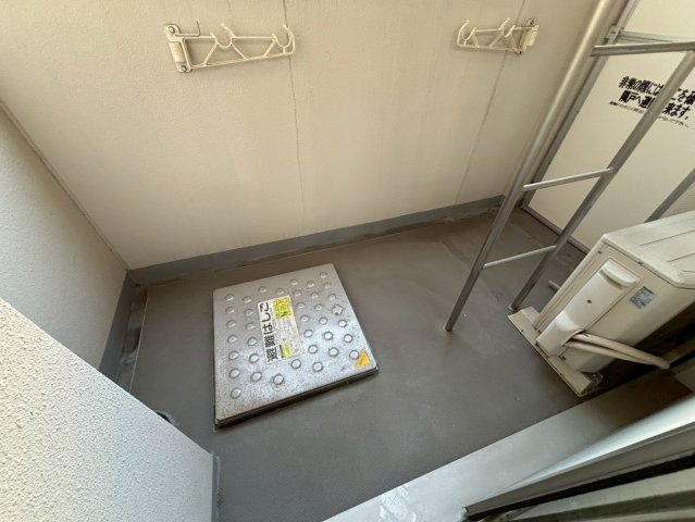 アドバンス三宮Ⅲリンクスのバルコニー