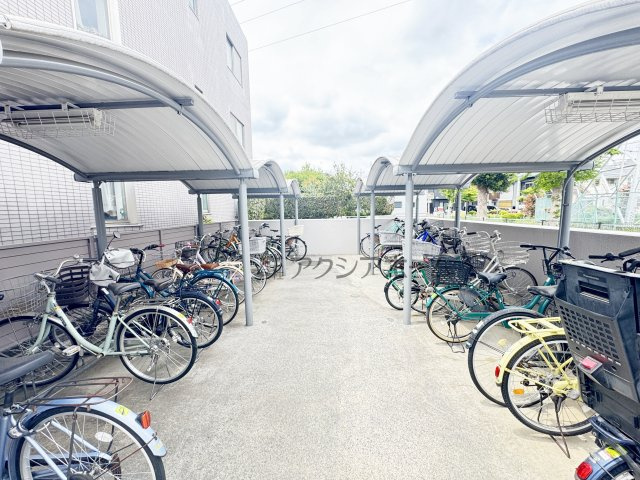 所沢緑町ガーデンハウスのその他|駐輪場