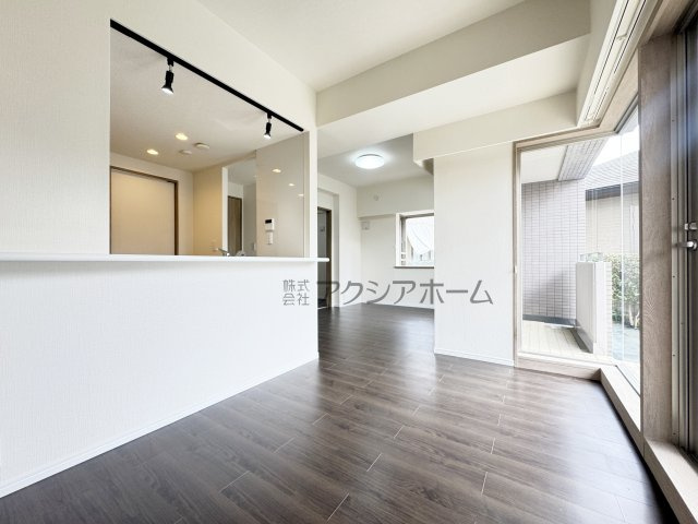 所沢緑町ガーデンハウスの居間・リビング|リフォーム完了いたしました！是非直接ご覧になってみませんか！！