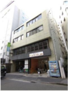 ヴァルス山下町ビルの外観