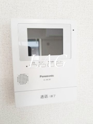 【セキュリティ】 | アヴェニール | モニター付きインターフォンです。