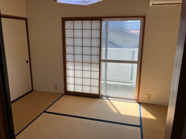やくもハイツの和室