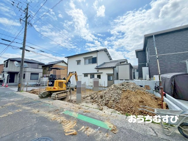 尾張旭市城山町三ツ池6183番(全1棟）の前面道路含む現地写真