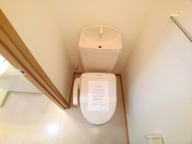 【トイレ】 | エスポワール吉田Ⅲ | 落ち着いた色調のトイレです