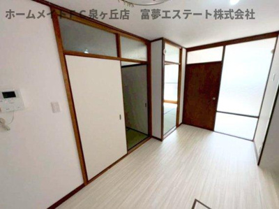 【玄関】 | 泉ヶ丘コーポラス | ※イメージ　同物件別号室の写真