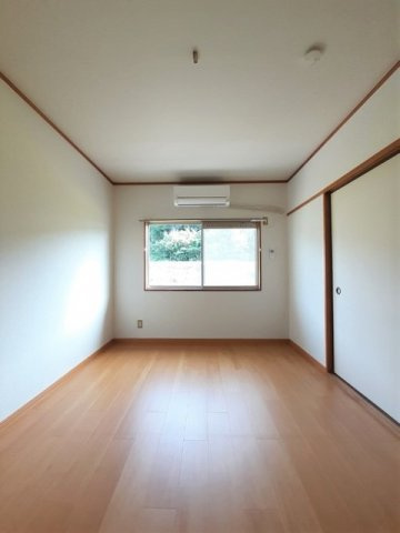 エルディムチェリーの内装