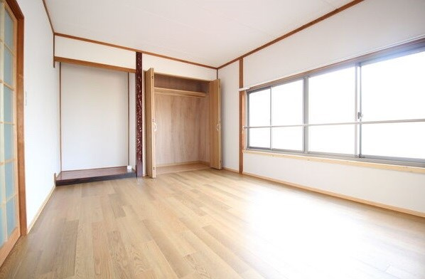西区比良 伊東様貸家の収納