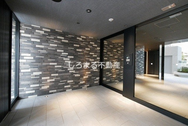 Ｓ－ＲＥＳＩＤＥＮＣＥ福島玉川Ｔｒｅｓのエントランス