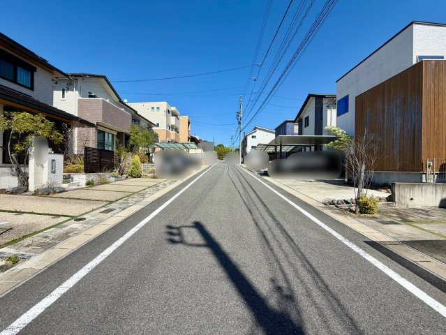 長久手市横道戸建の前面道路含む現地写真|前面道路①