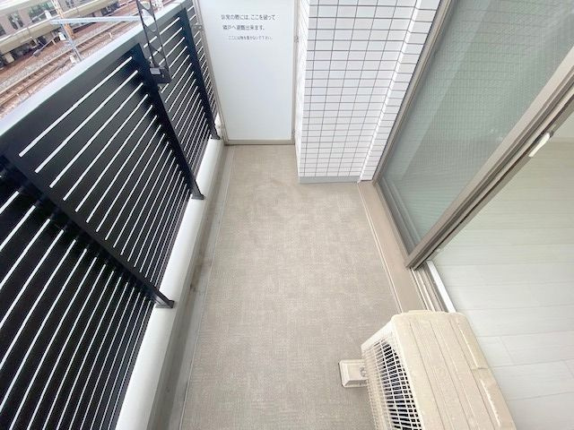 ララプレイス神戸西元町のバルコニー