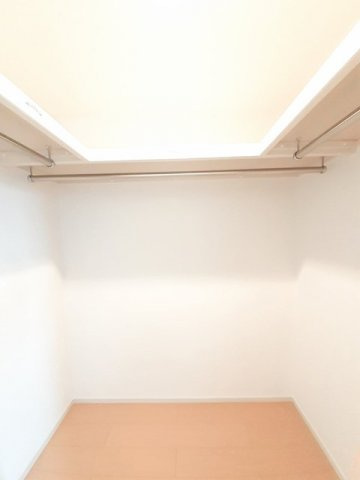 キャッスル　ガーデンの収納|大きなものも収納できそうです