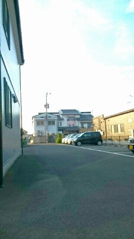 パールスクエアＢの駐車場|駐車場に車を止められます