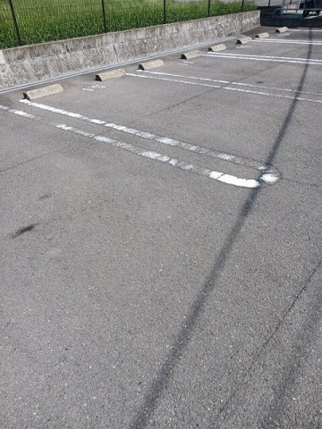 メゾンド・ソレイユ　Ⅱの駐車場|駐車場があります
