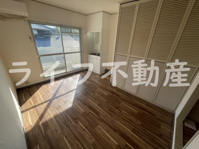 メゾンスギの寝室