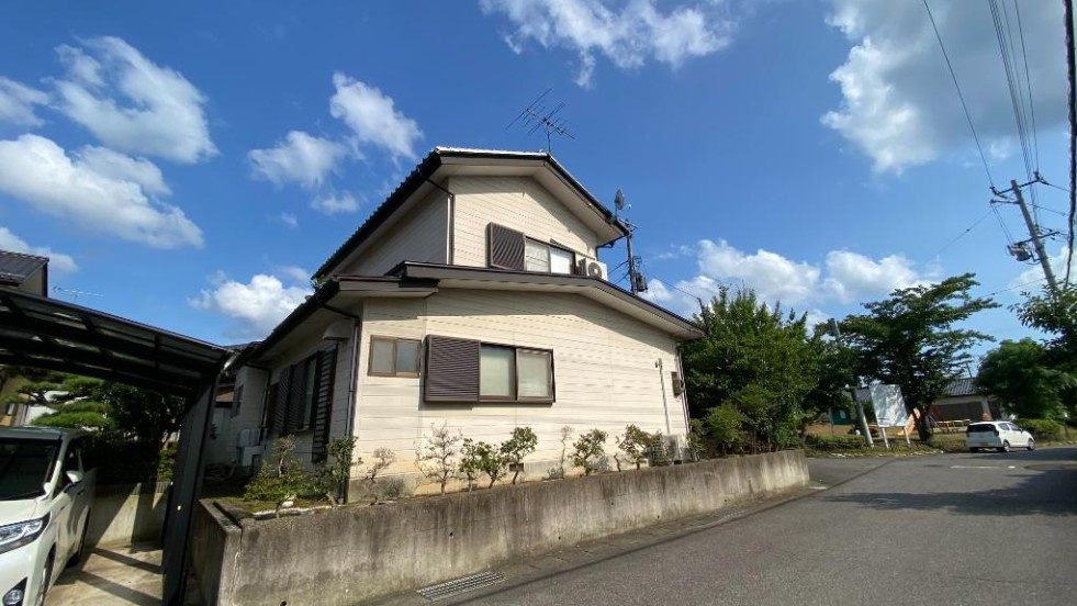 福島市上鳥渡字山王　中古戸建の外観
