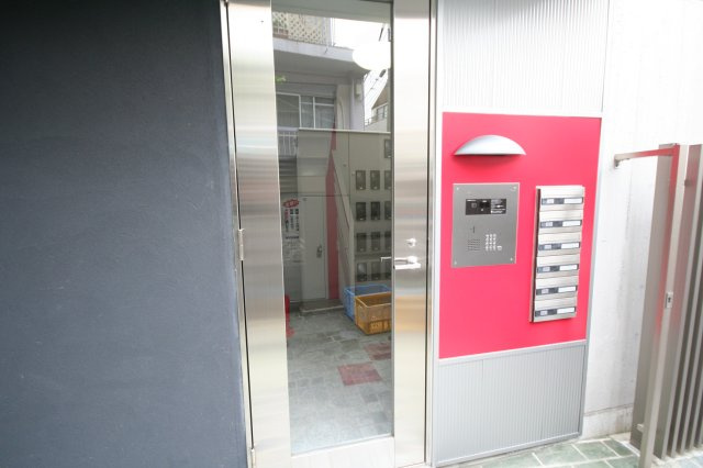 【エントランス】