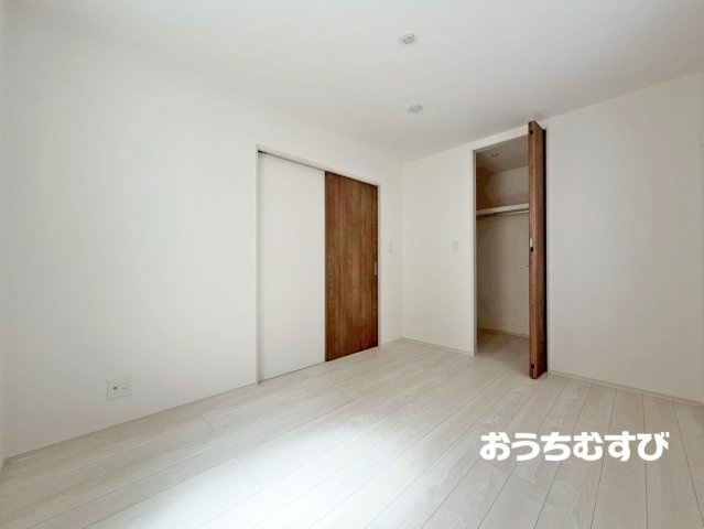 春日井市乙輪町第3(全4棟)の洋室